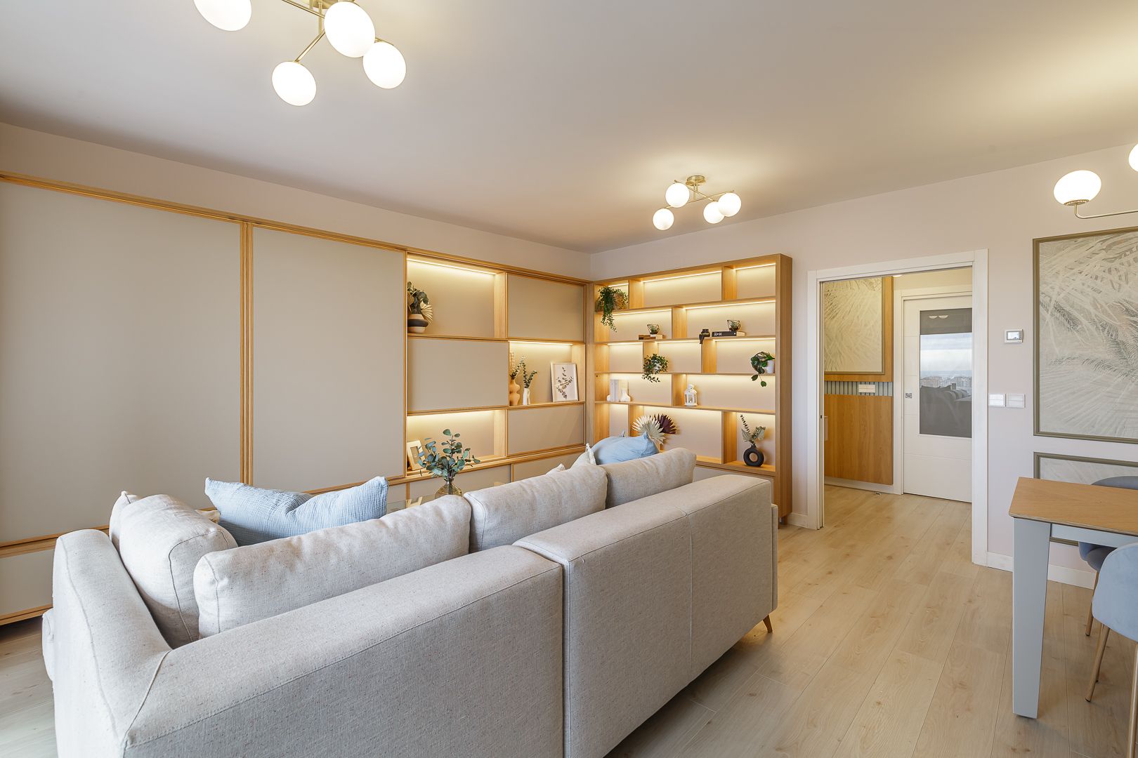 www.eireinteriors.com