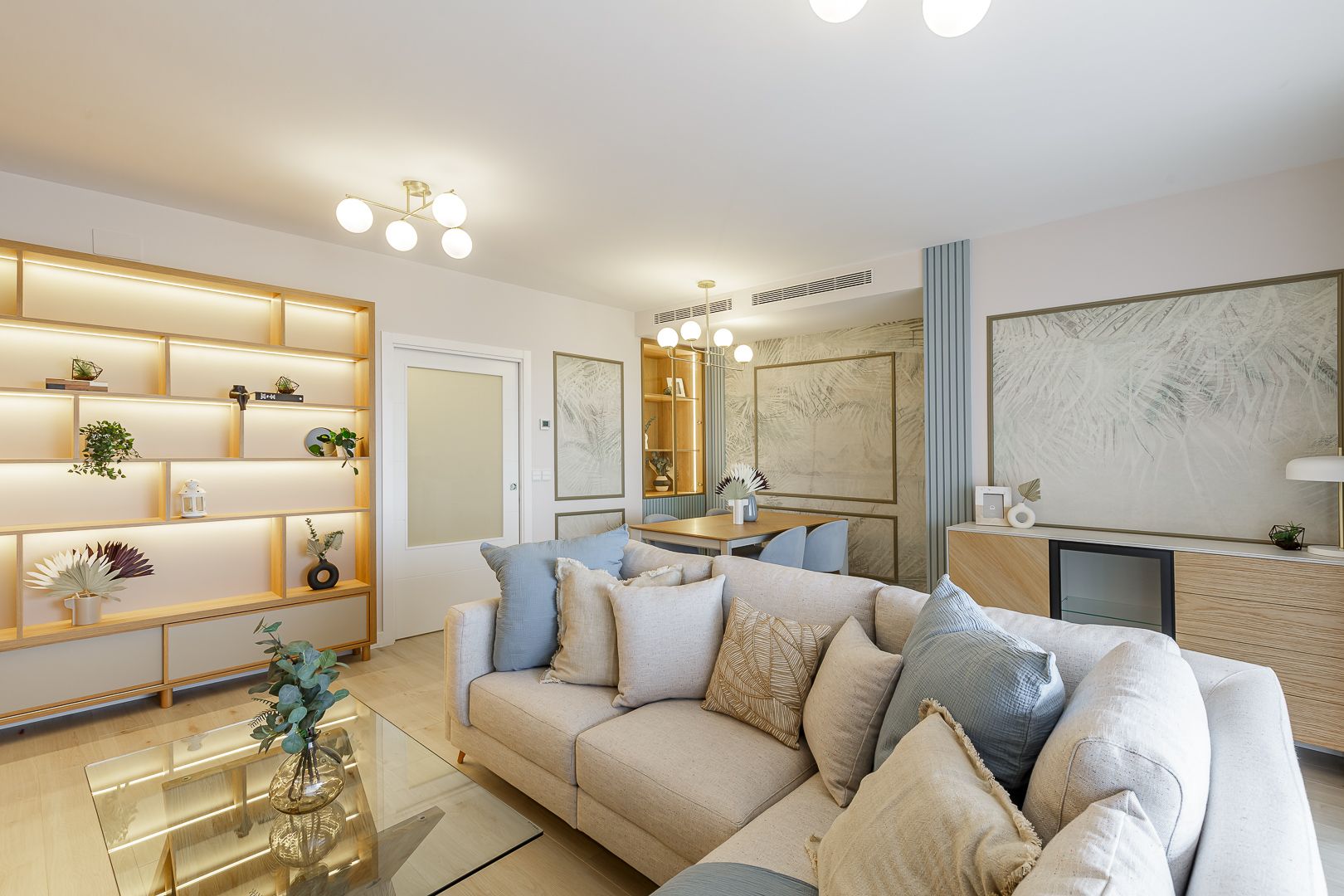 www.eireinteriors.com