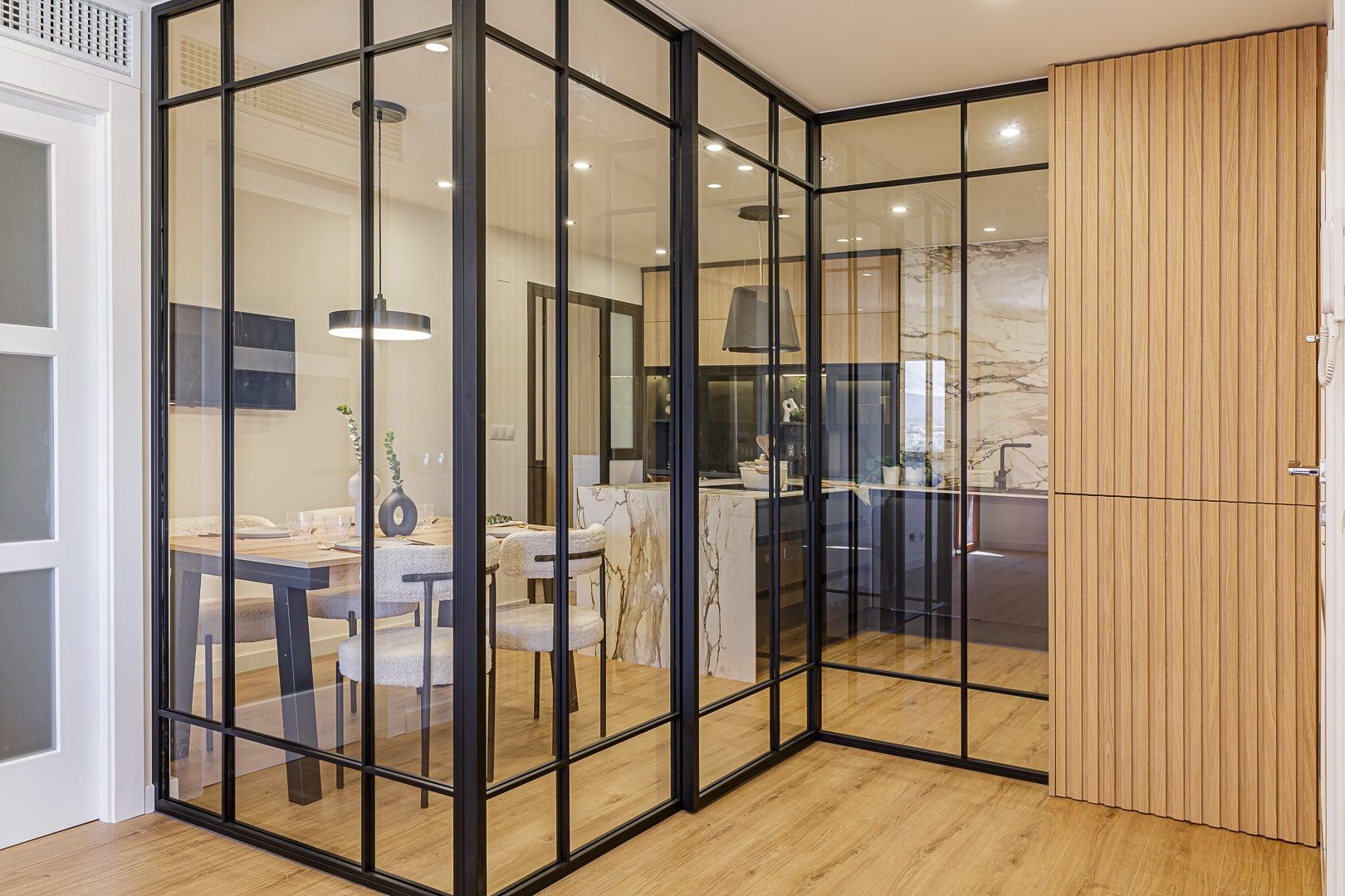 www.eireinteriors.com