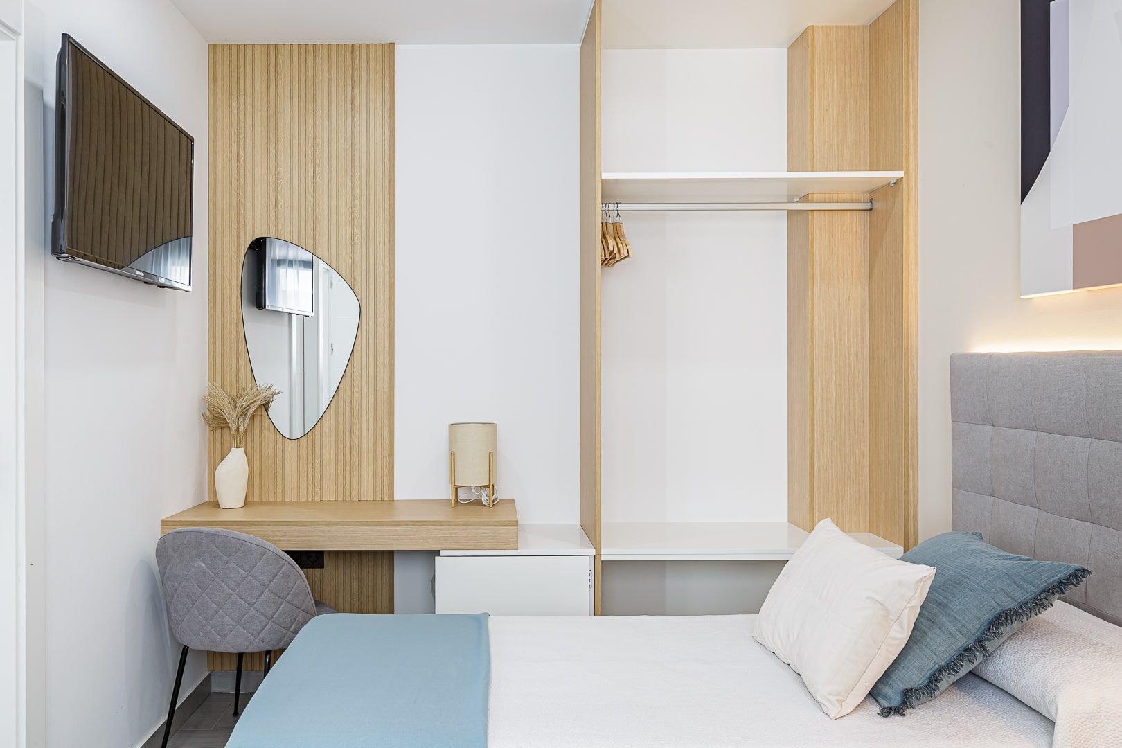 www.eireinteriors.com