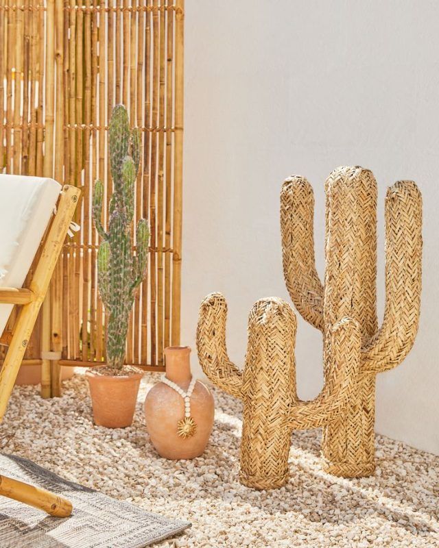 Decoración e indispensables en tu zona de piscina