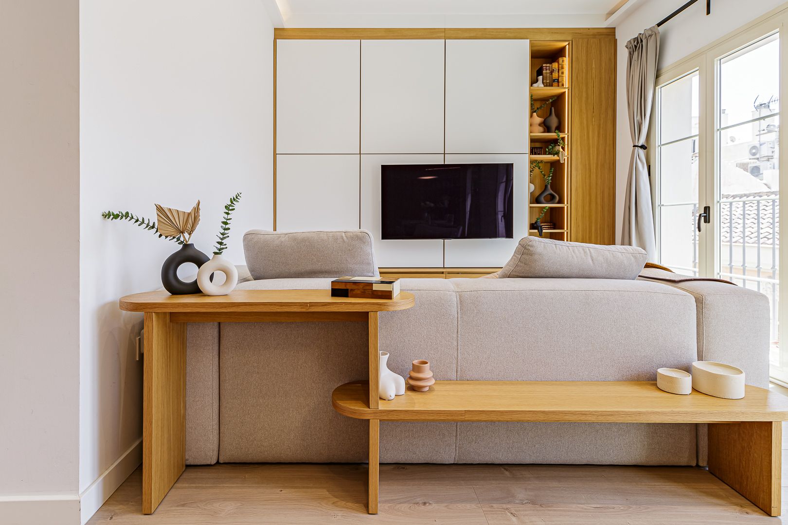 www.eireinteriors.com