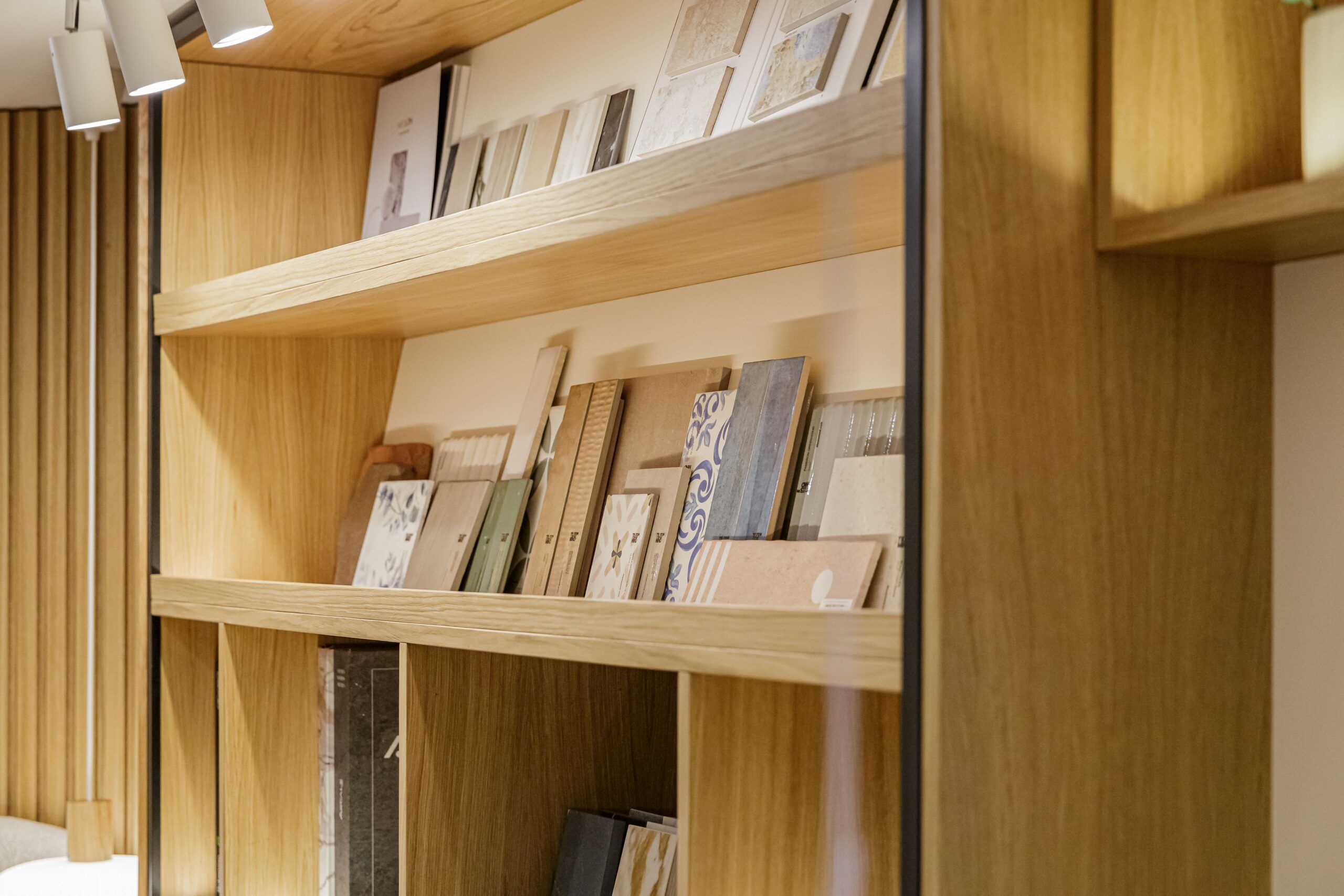 www.eireinteriors.com