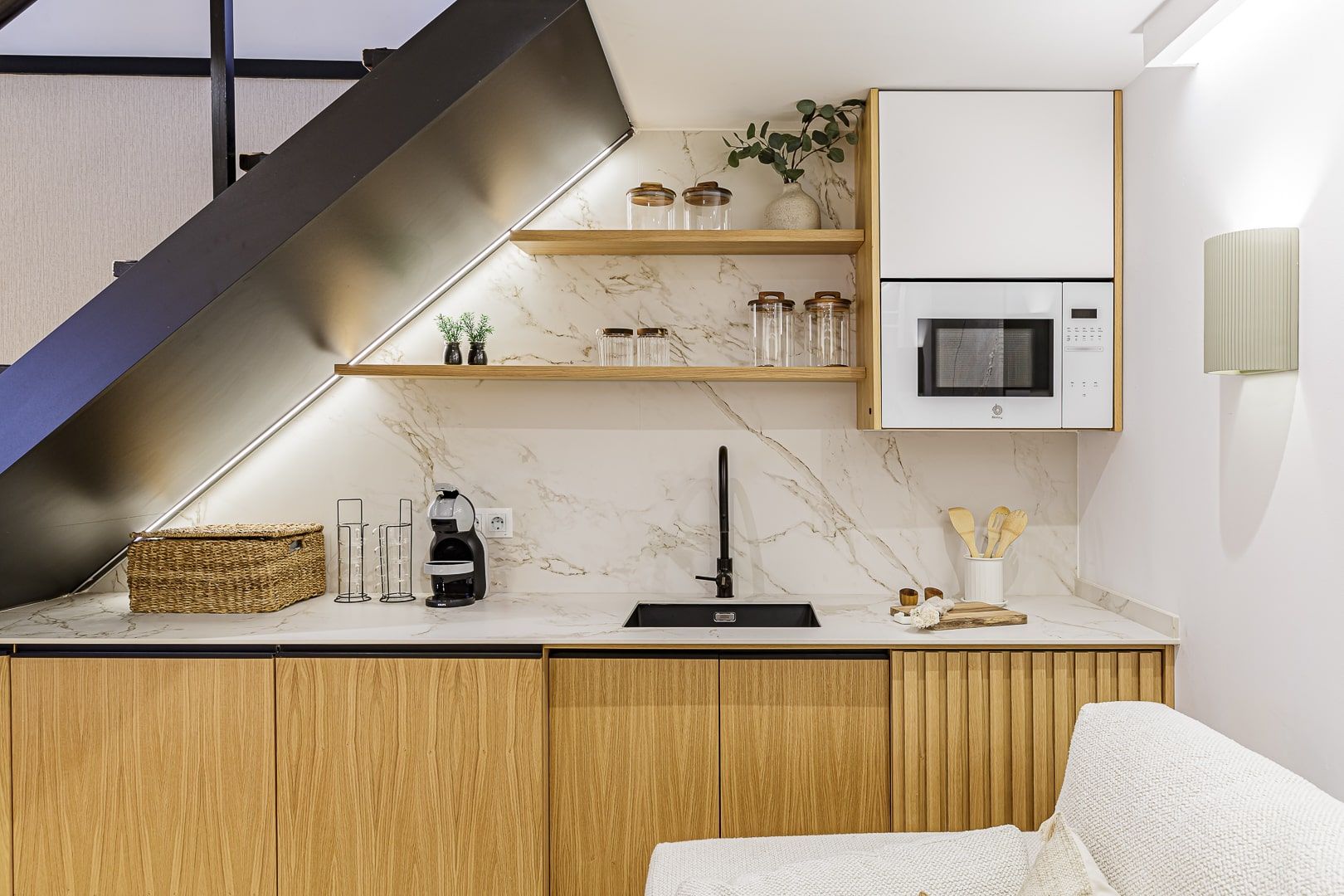 www.eireinteriors.com