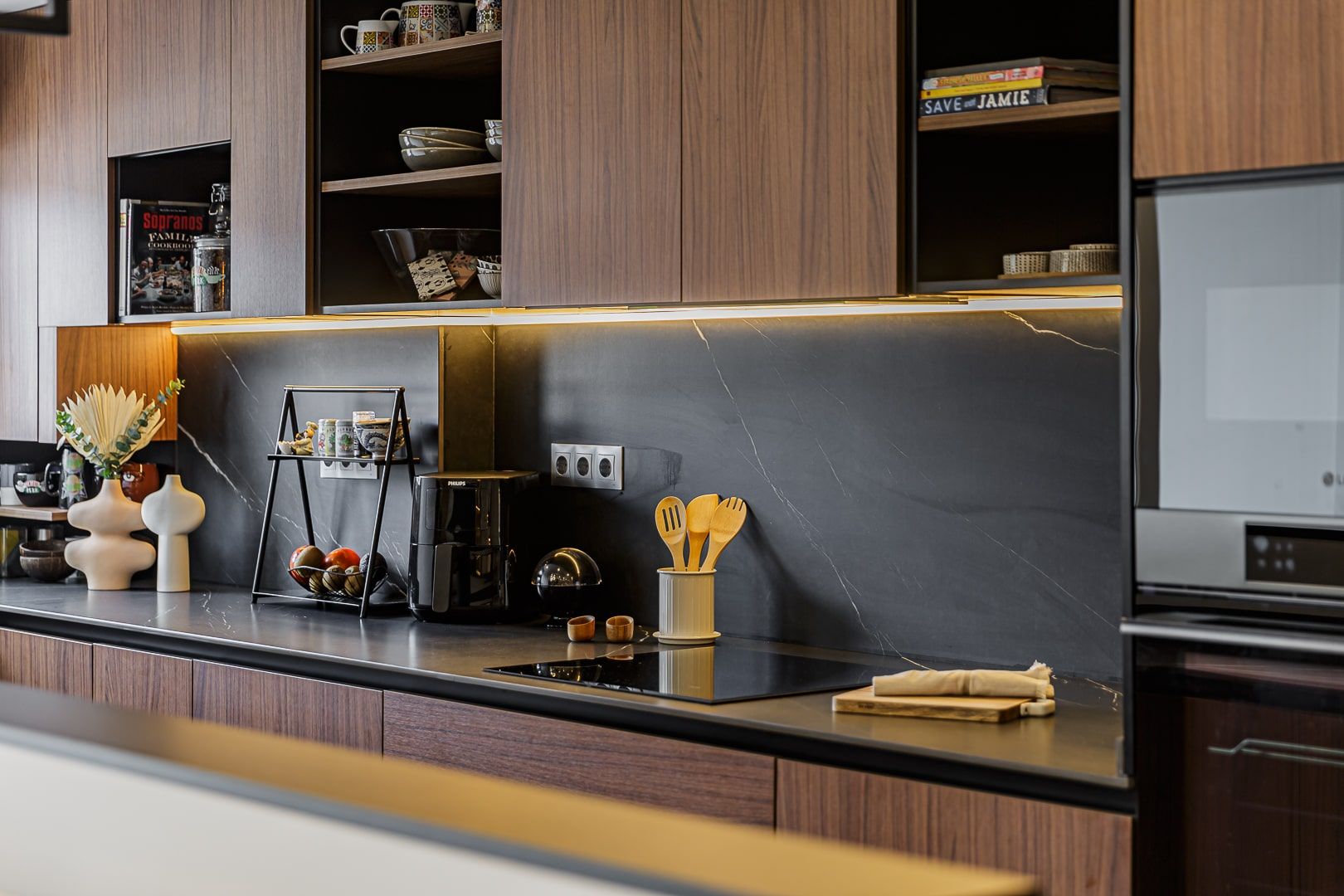 www.eireinteriors.com