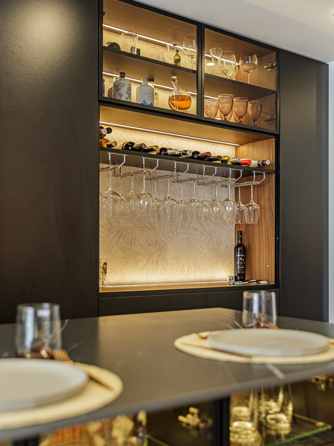 www.eireinteriors.com