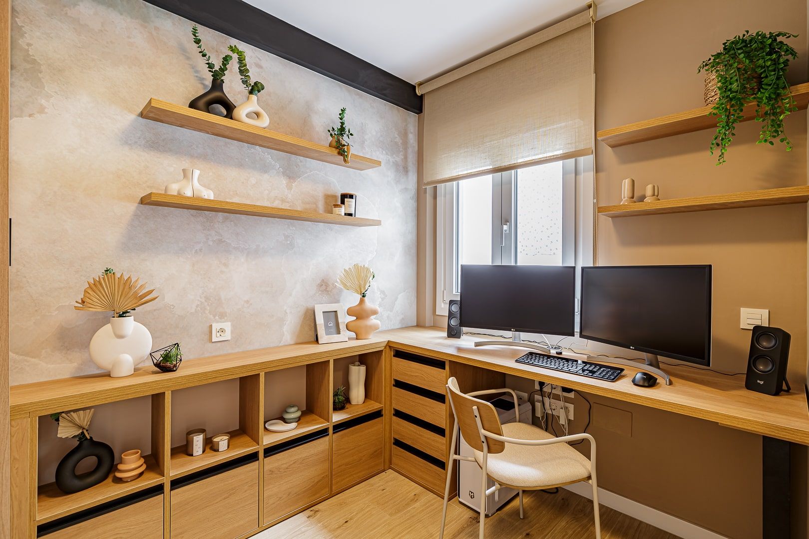 www.eireinteriors.com