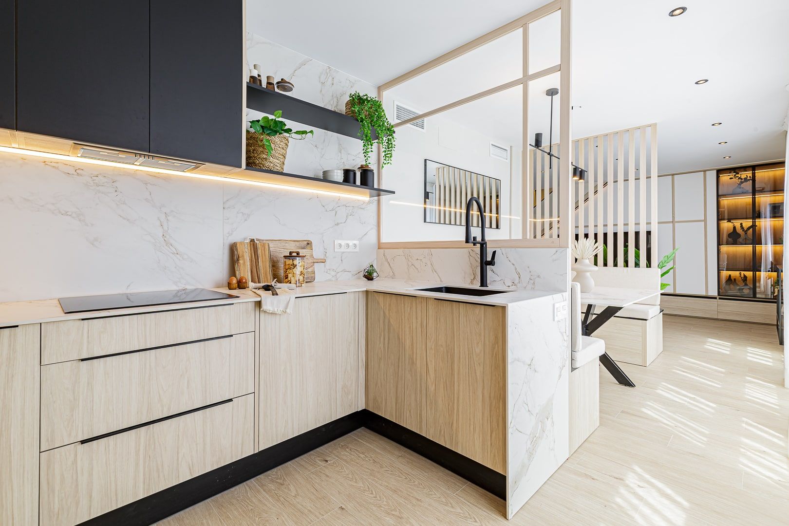 www.eireinteriors.com