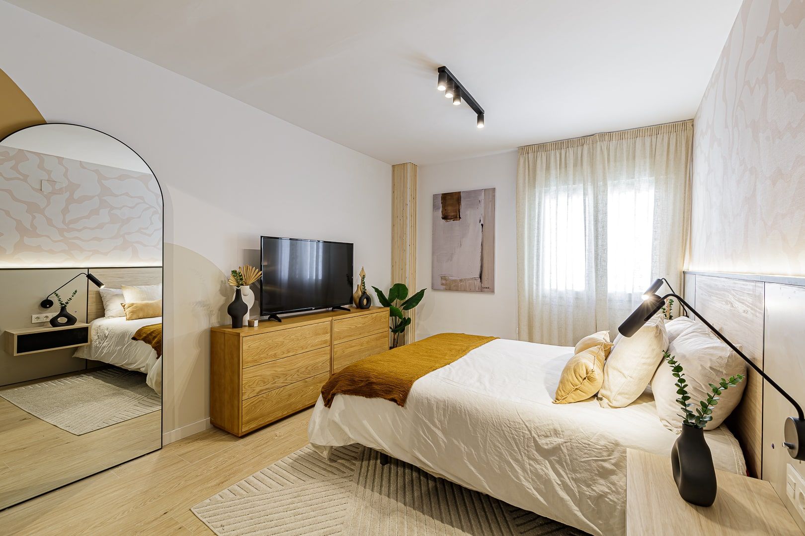 www.eireinteriors.com