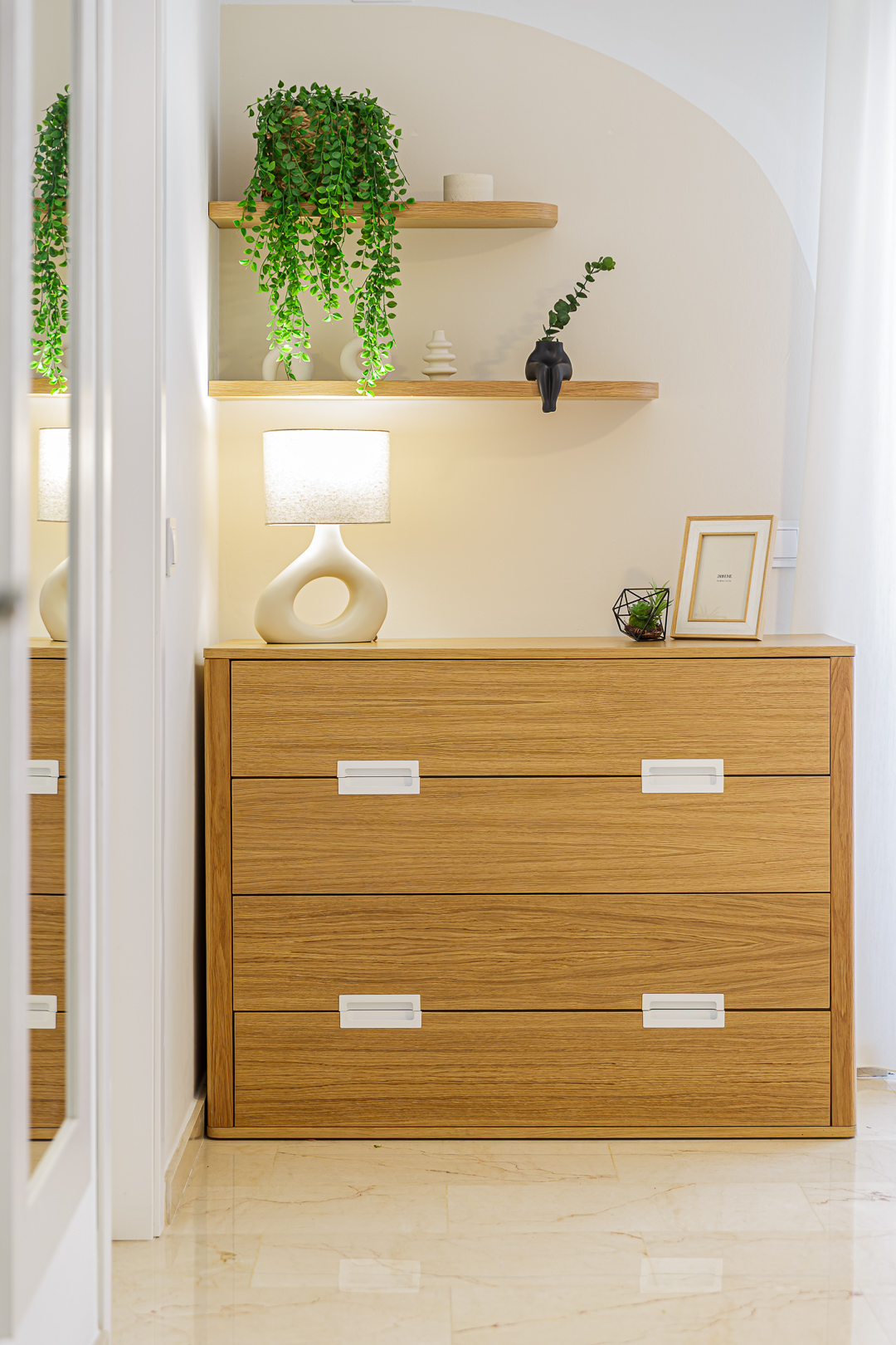 www.eireinteriors.com